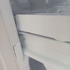 リユースのサカイ栃木店★ジモティ割あり★ MITUBISHI 冷蔵庫 MR-P15H-W 146L 22年製 動作確認／クリーニング済み TC10282の画像