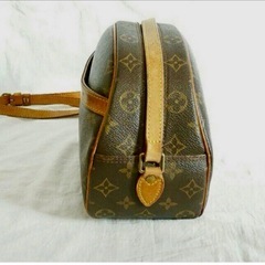 ルイヴィトンLUIS VUITTON ブロア　ショルダーバッグの画像