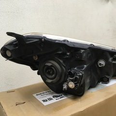 トヨタ  ヴィッツＮＳＰ135系左ライト❗️の画像