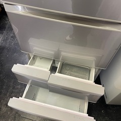 【中古】店長オススメ　¥30,800 ヒビ有　東芝5ドア冷蔵庫　2019年製　【IH45】の画像