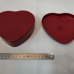 無料　ピエール・マルコリーニの空き缶の画像