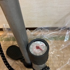 自転車　空気入れの画像