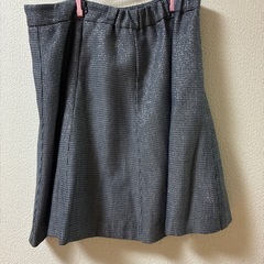 秋、冬用女性スーツの画像
