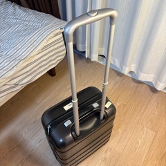 スーツケースの画像