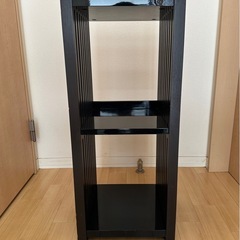 格子デザインのブラックラック　黒の収納棚　高さ73.8cmの画像