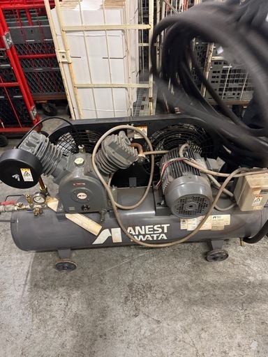 アネスト岩田　レシプロコンプレッサ