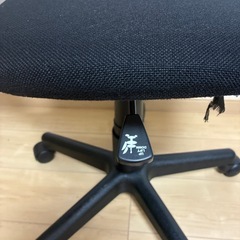 オフィスチェア
の画像