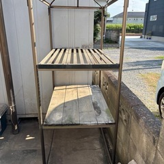 家庭用花の温室の画像