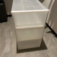 無印　ポリプロピレン衣装ケース中　3点セットの画像