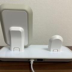 mophie 2-in-1 wireless charging standの画像