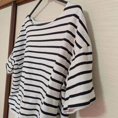 GRL白黒ボーダーTシャツ　 
ボートネックの画像