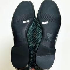 【レア品 / Naturalizer】ロ－ファ－ 23cm 革 蛇柄 グリ－ンの画像