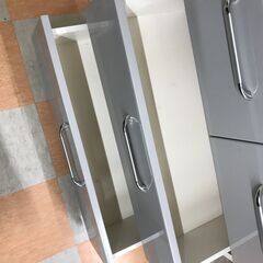 【ｼﾞｬﾝｸﾞﾙｼﾞｬﾝｸﾞﾙ金沢店】 ニトリ 洋ダンス グレー/ホワイト W80×D55×H190 クリーニング済み												の画像