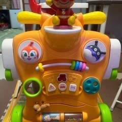 アンパンマン乗って！押して！変身ウォーカーの画像