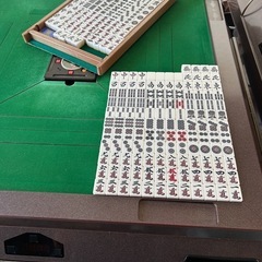 全自動麻雀卓の画像