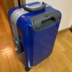 スーツケース　キャリーケースの画像