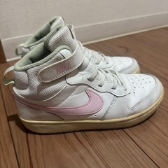 NIKEスニーカーの画像