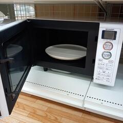 【リユースのサカイ八街店】★ジモティ割あり★ SHARP　電子レンジ　17年製　クリーニング済　YJ7426の画像