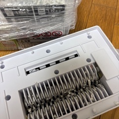 【1000円】Nakabayashi 手動シュレッダーの画像