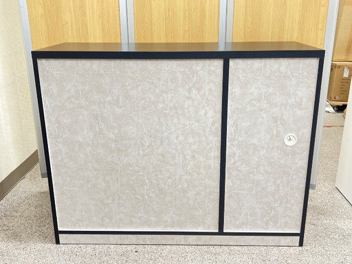 【トレファクいわき平店】キッチンカウンター 大理石調 ホワイト×ブラック が入荷しました！