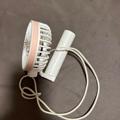 折りたためるハンディファンの画像