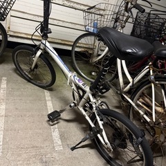 折りたたみ式自転車の画像