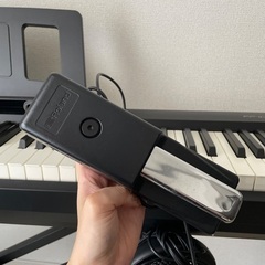 ローランド電子ピアノ+純正小物セットの画像