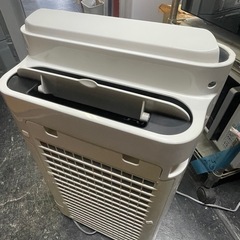 【中古】店長オススメ　¥4,800 シャープ加湿空気清浄機　2022年製　【IH54】の画像