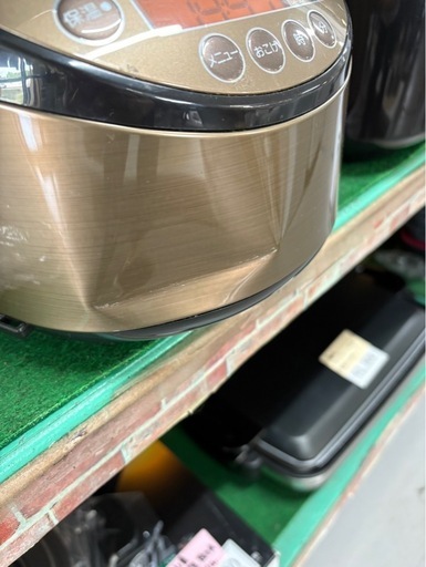 【キズ有り値下げ】タイガーIH炊飯器 5.5合