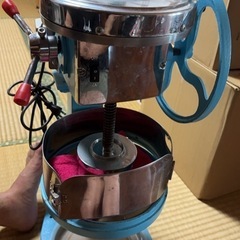電動手動かき氷機の画像