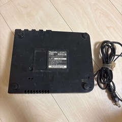 マキタ インパクトドライバー+充電器の画像
