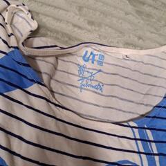 UNIQLO　レディーストップスの画像