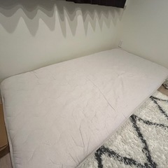 シングルベッド マットレスの画像