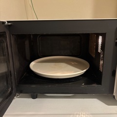 SHARP (シャープ) 500W　オーブンレンジ RE-170KS-W 500W 50Hz／60Hzの画像