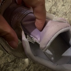 光るスニーカー　17cm　アリエルの画像