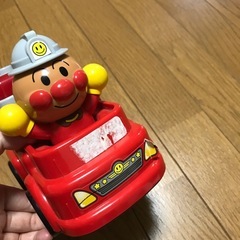 アンパンマン消防車　の画像