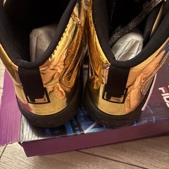 FILA ゴールド　スニーカー　28cmの画像