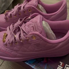 FILA スニーカー　27.5cmの画像