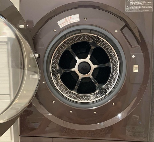 破格?【展示品】2025年35万購入TOSHIBAドラム式洗濯機　最上位モデル　洗剤自動　配達無料
