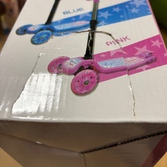 【新品・未使用】キックボード　子供用　ピンクの画像