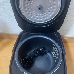 炊飯器の画像