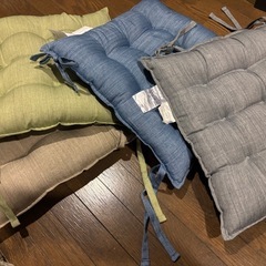 ほぼ新品 座布団の画像