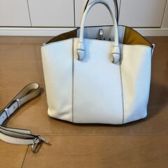 ブランドバッグ3点まとめ✨ INDIVI メッシュトート＋FURLA ミアステラ L 2wayバッグ（A4対応）＋ANTEPRIMA トート ゴールドの画像