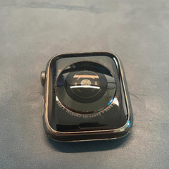 Apple Watch Series 4（44mm / ステンレススチールケース / GPS + Cellularモデル）の画像