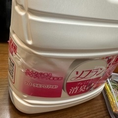 柔軟剤ソフラン　4L  新品未使用の画像