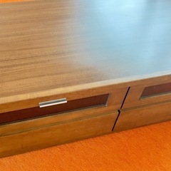 テレビボードの画像
