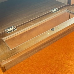 テレビボードの画像