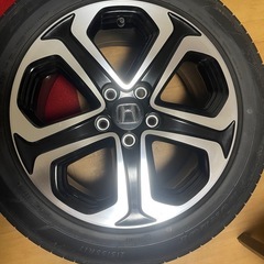 ホンダVEZEL 純正ホイール17インチ
の画像