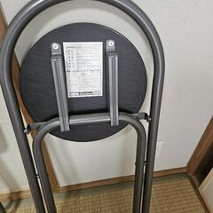 デスク＆チェアの画像