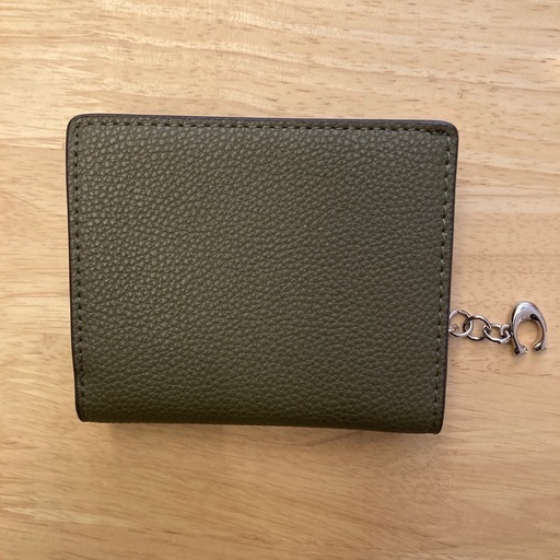 コーチ　グリーン2つ折財布D①【新品未使用】